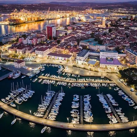 Apartment Seaview Koper