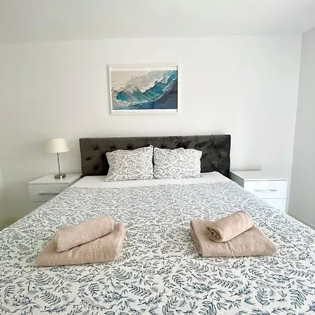 Seaview Apartmán *